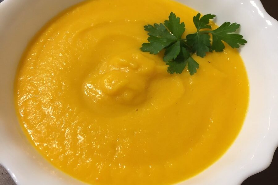 Крем-суп и это вкусная еда, как приготовить дома блюда из тыквы?