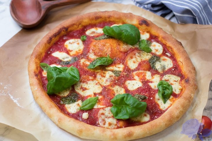 «Про вкусную еду…» Исследуем историю и секреты самой популярной пиццы